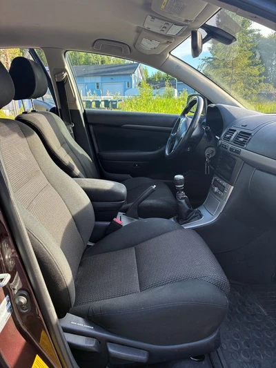 Toyota Avensis 2006, kuva 5/10