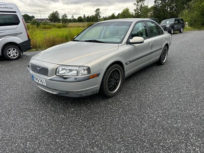 Volvo S80 2.4 Automaatti 1999, photo 1/9