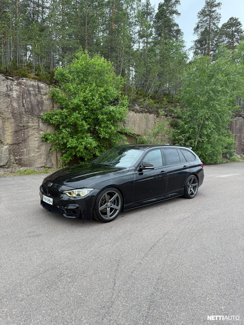 BMW 330