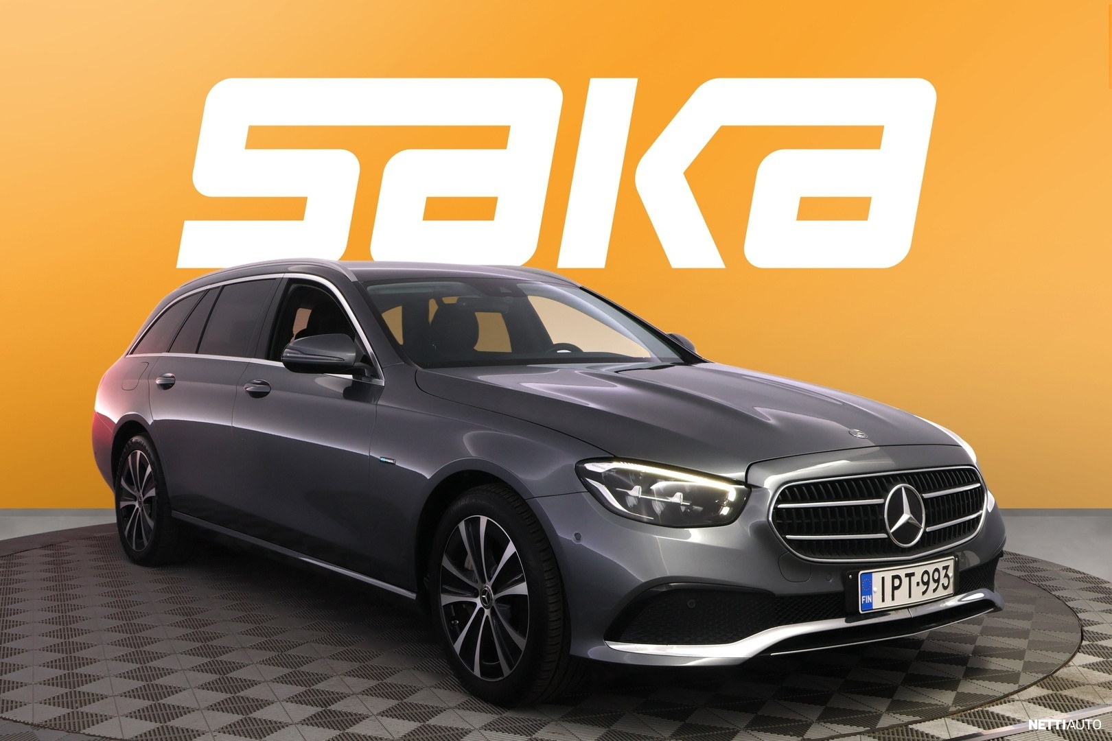 Mercedes-Benz E 300 de T A Business Avantgarde Edition EQ Power