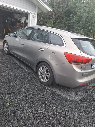 Kia Ceed 1,6 EX SW DCT A/T 2013, kuva 4/11