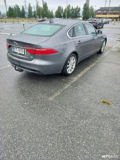 Jaguar XF 20d Pure Aut 2018, photo 4/12