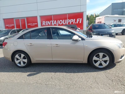 Chevrolet Cruze 2011, kuva 2/11
