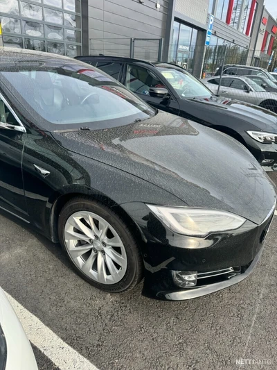 Tesla Model S 2018, photo 1/7