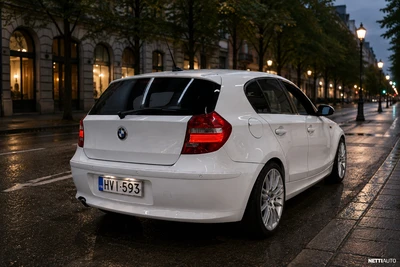 BMW 118 E87 Hatchback 5-ov 2009, photo 2/2