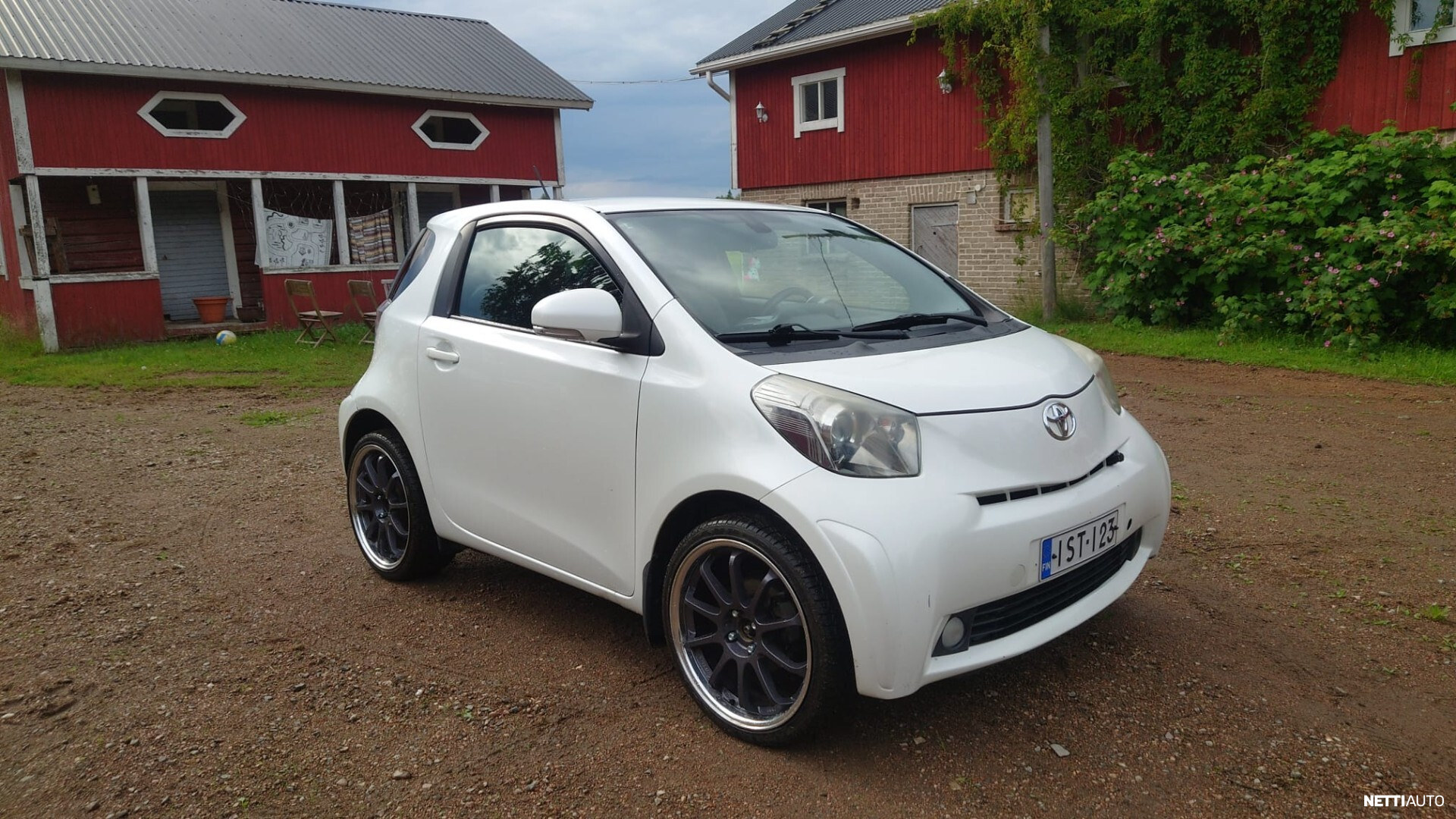 Toyota Iq