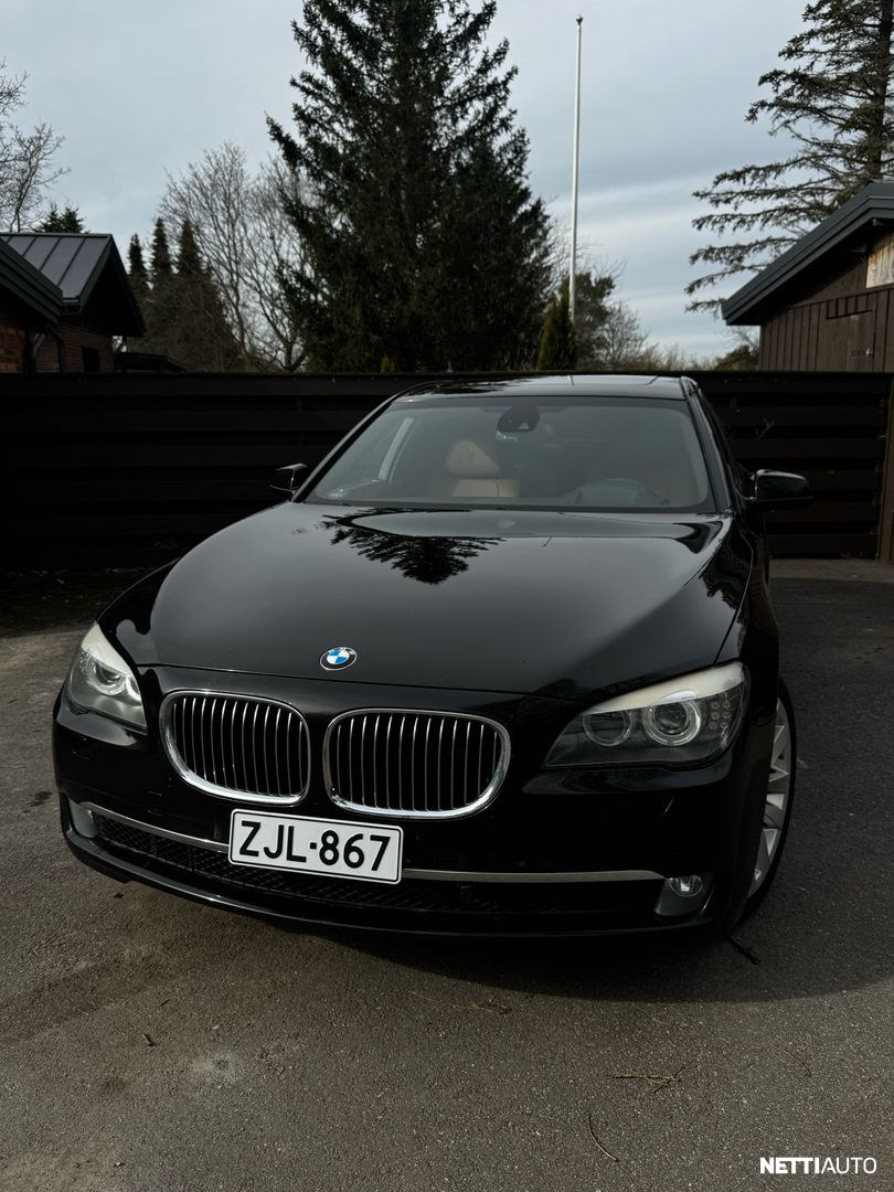 BMW 740
