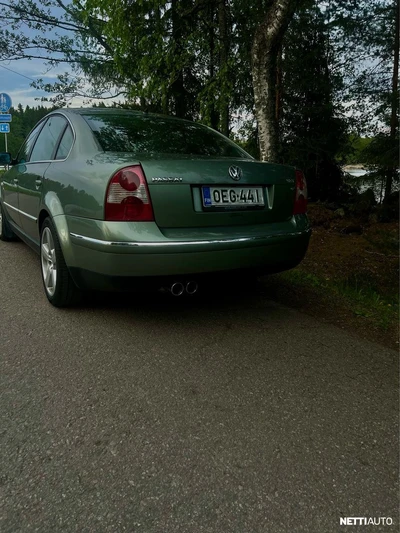 Volkswagen Passat 2004, photo 2/9