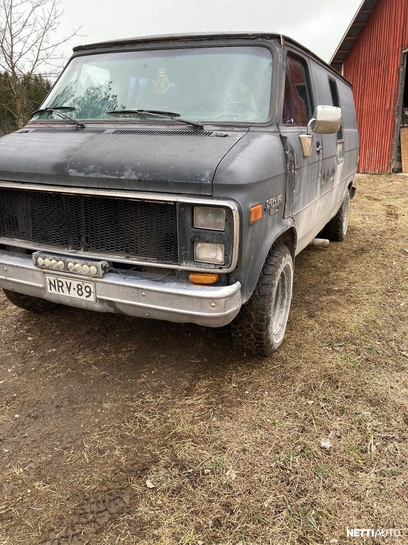 Chevrolet Chevy Van