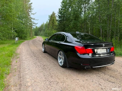 BMW 740 A F01 Sedan 2010, photo 3/15