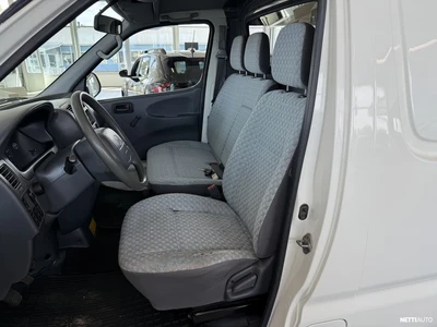 Toyota Hiace 2,5 D4D 90 4ov pitkä 2003, photo 5/9