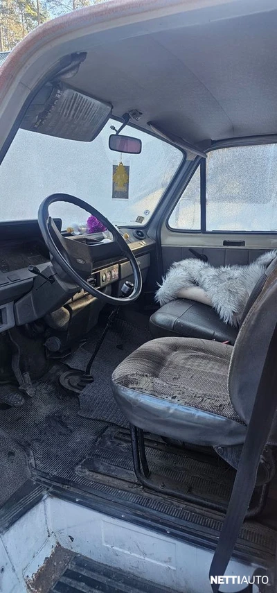 Ford Transit . 1984, photo 3/4