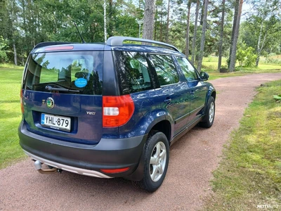 Skoda Yeti 2,0 TDI Active 2011, kuva 3/13