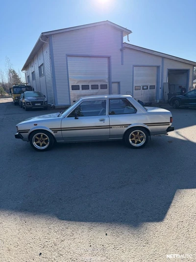 Toyota Corolla 1981, kuva 7/11