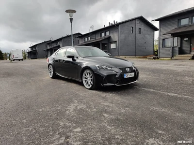 Lexus IS 2017, kuva 2/13