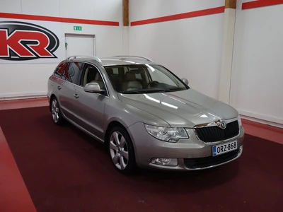 Skoda Superb 2010, kuva 3/24