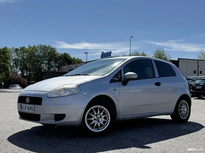 Fiat Punto 2010, photo 4/6