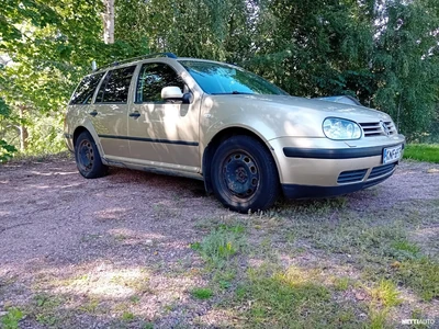 Volkswagen Golf 2003, kuva 1/7