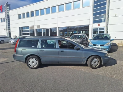 Volvo V70 2,5T AT 2003, kuva 4/7