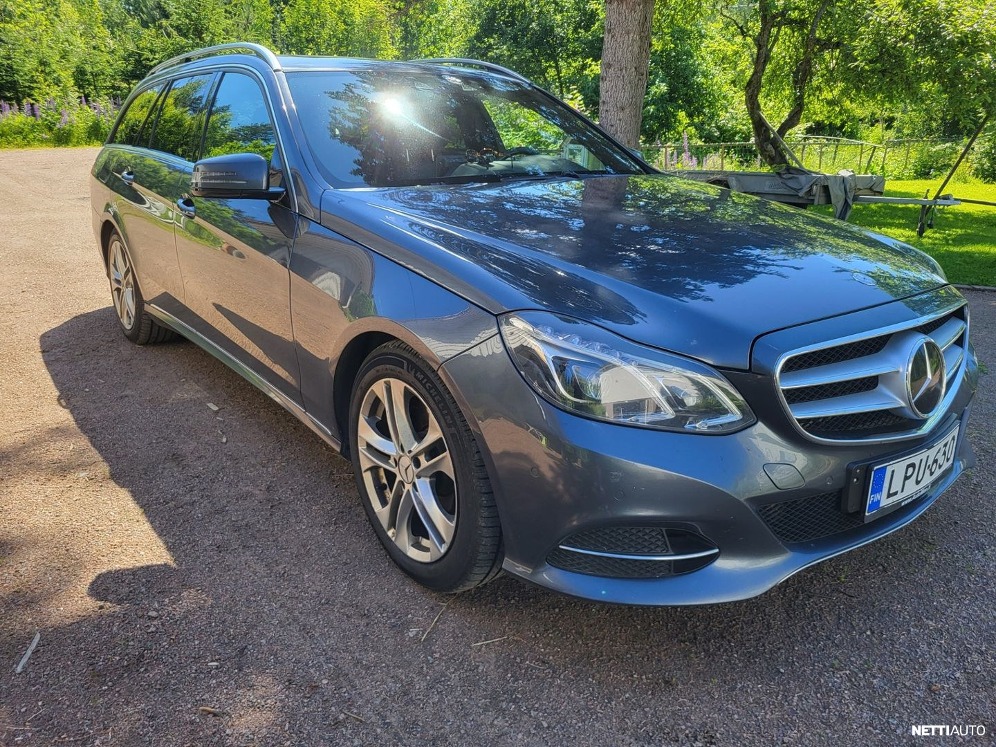 Mercedes-Benz E
