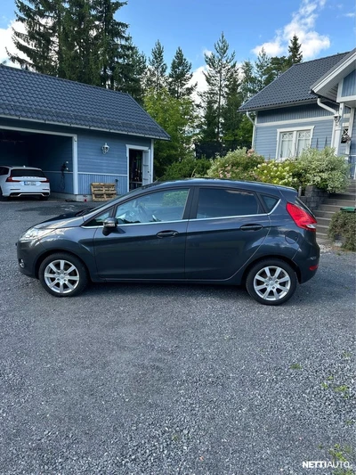 Ford Fiesta 2010, kuva 4/24