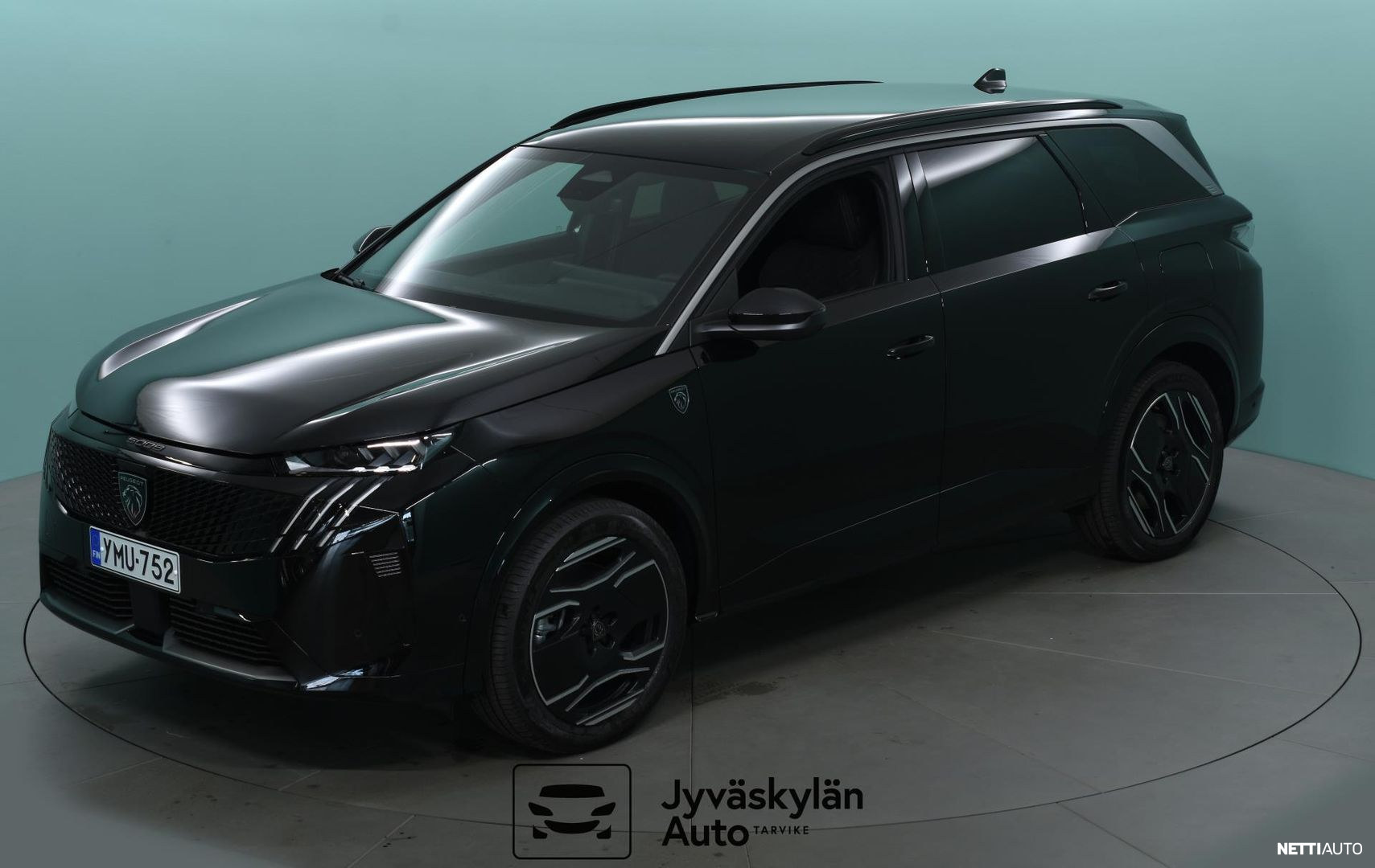 Peugeot E-5008