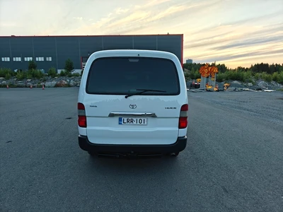 Toyota Hiace 2010, kuva 6/11
