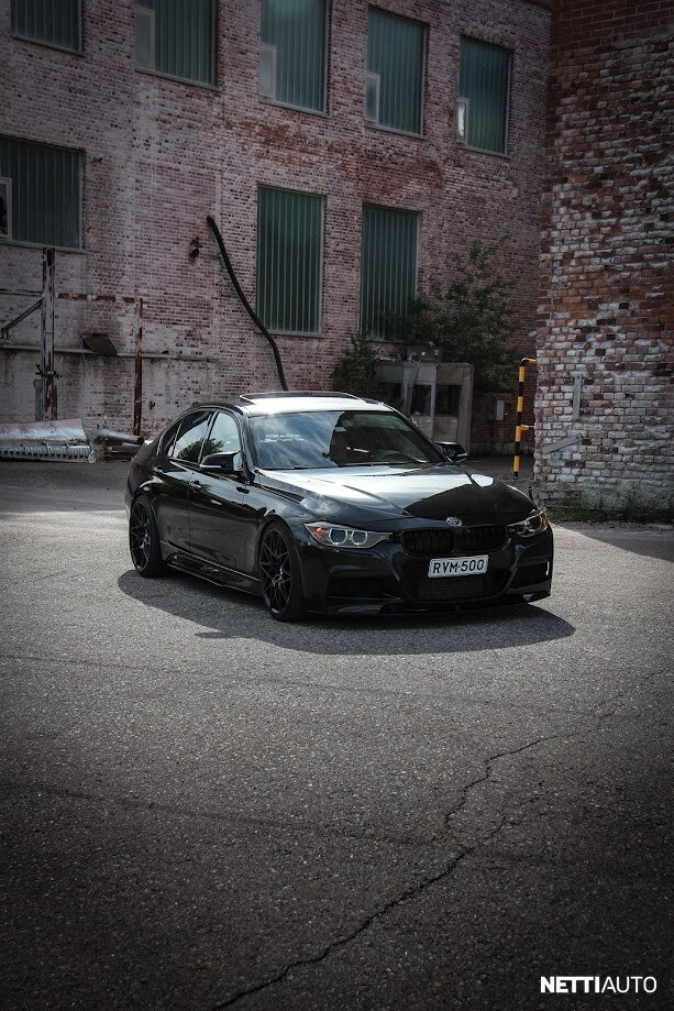 BMW 335