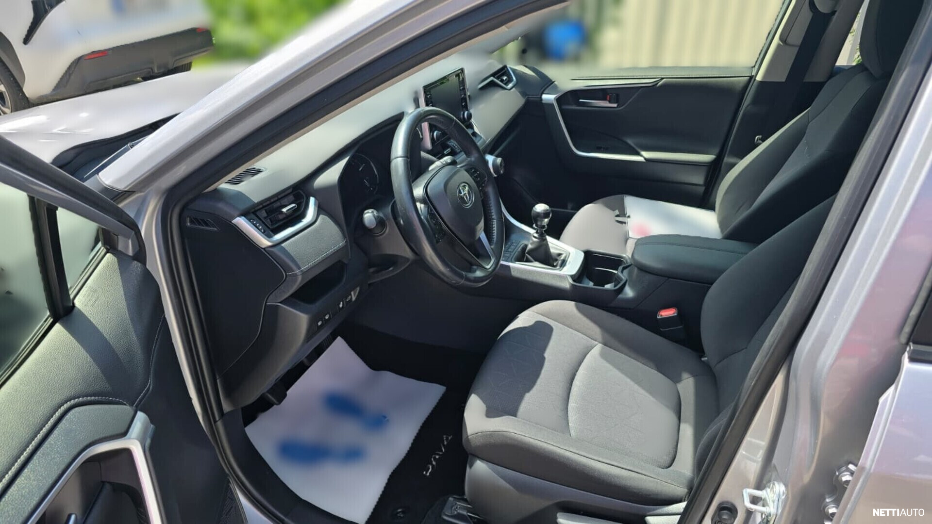 Toyota RAV4 2019, photo 4/7