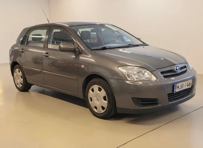 Toyota Corolla 2005, kuva 3/17