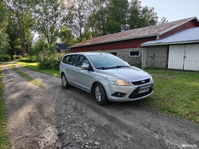 Ford Focus 2009, kuva 5/10