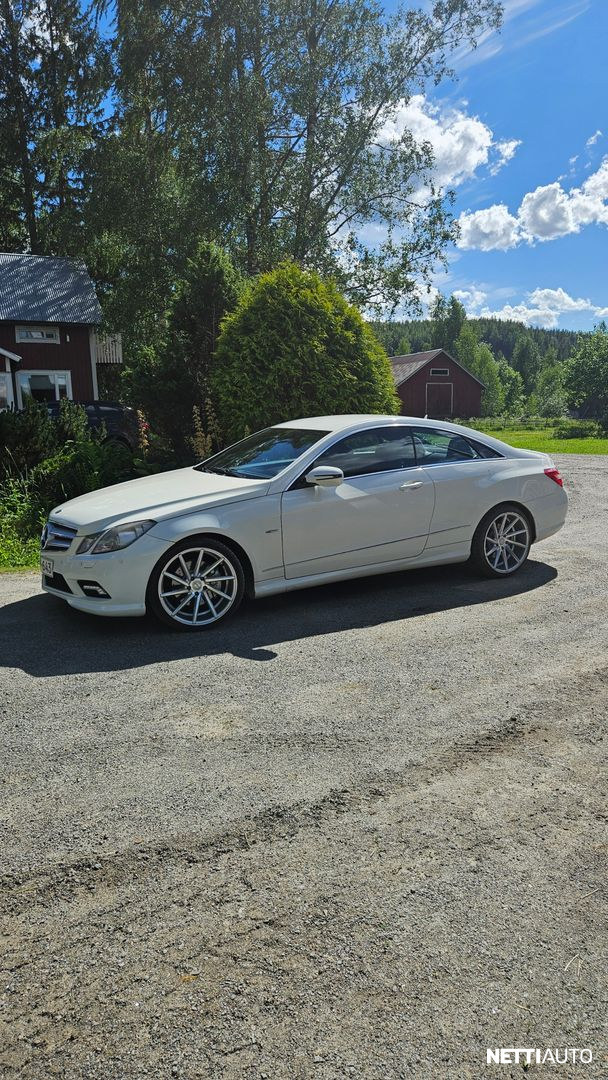 Mercedes-Benz E