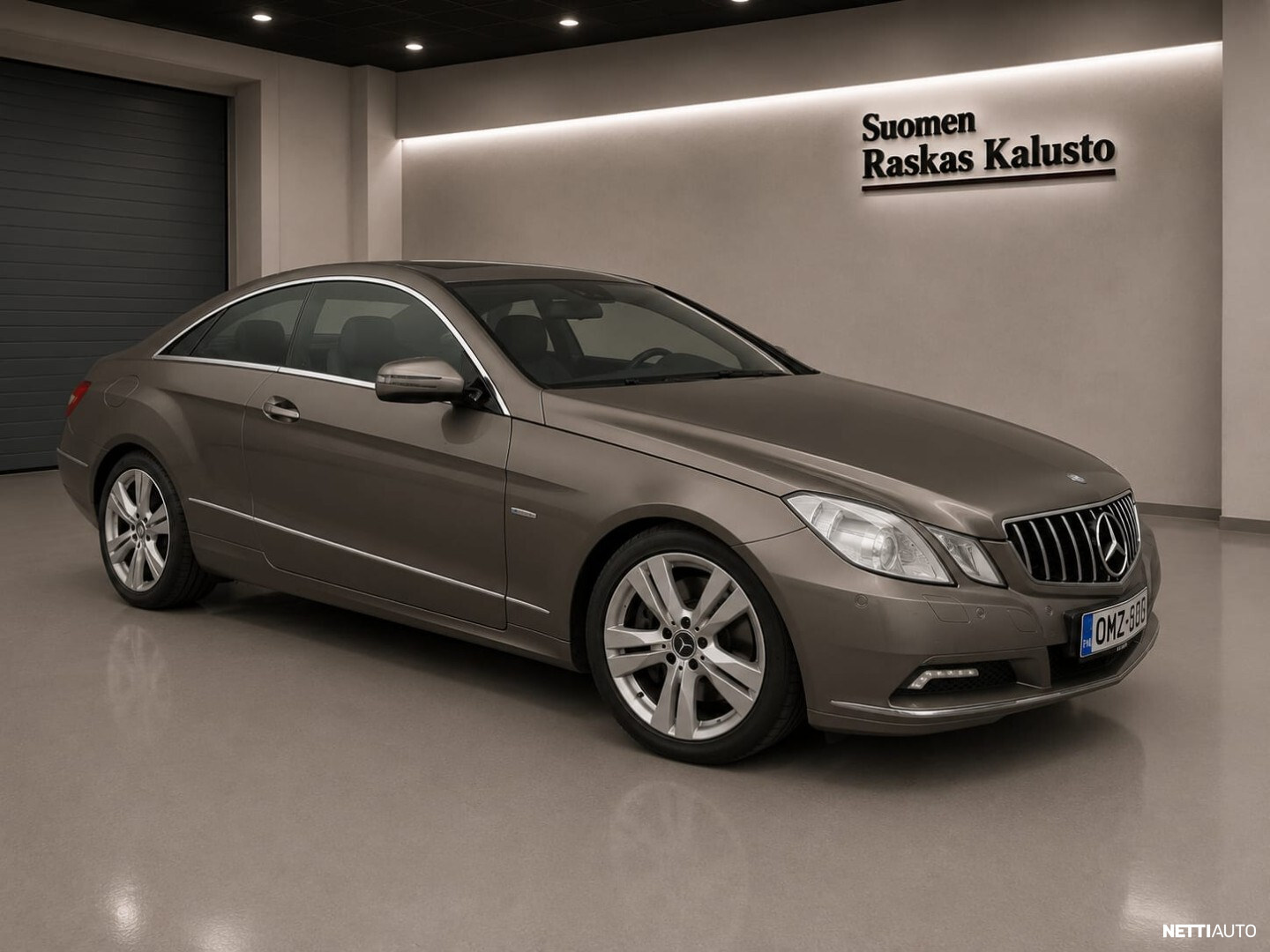 Mercedes-Benz E