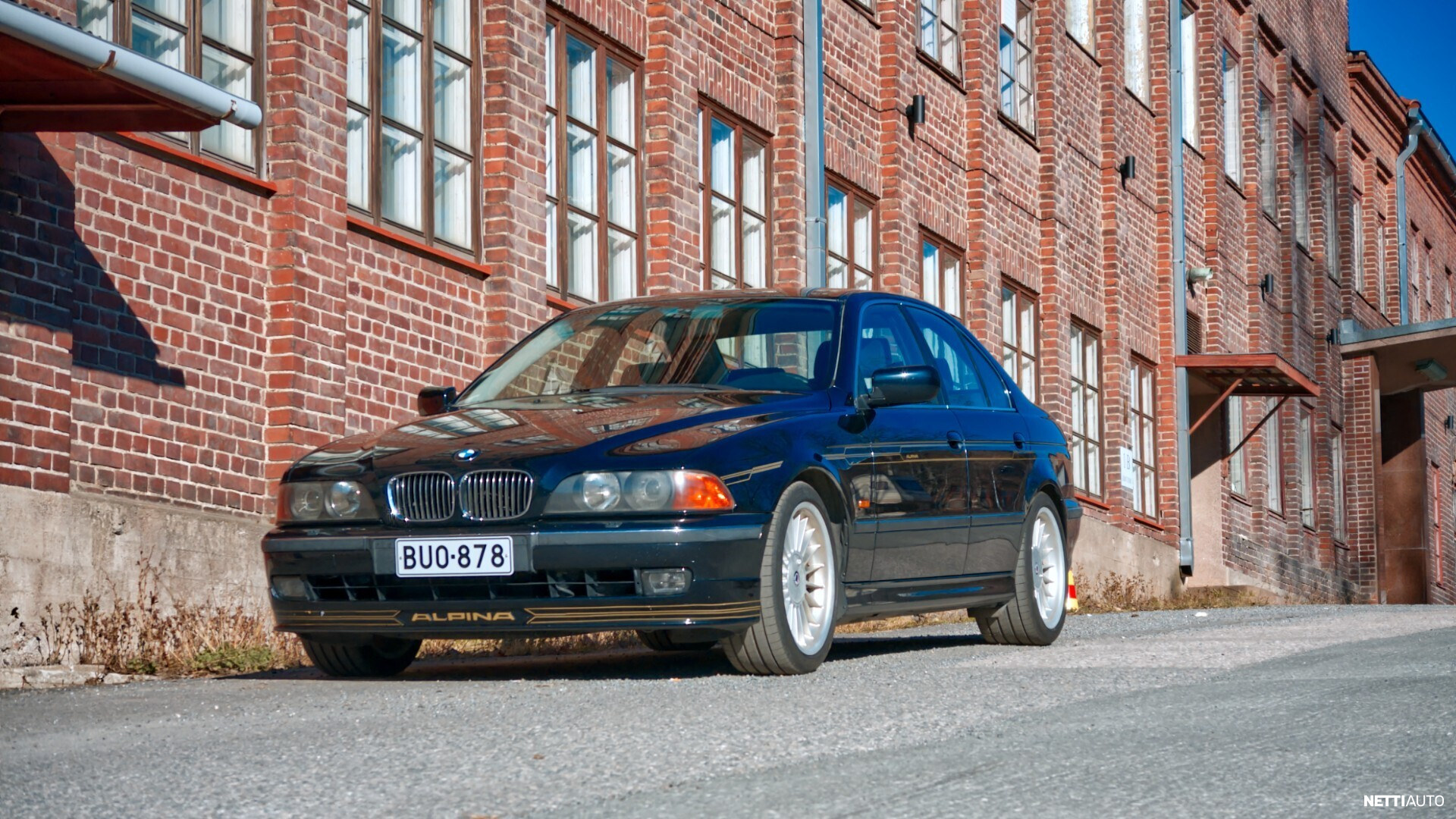 BMW Alpina B10
