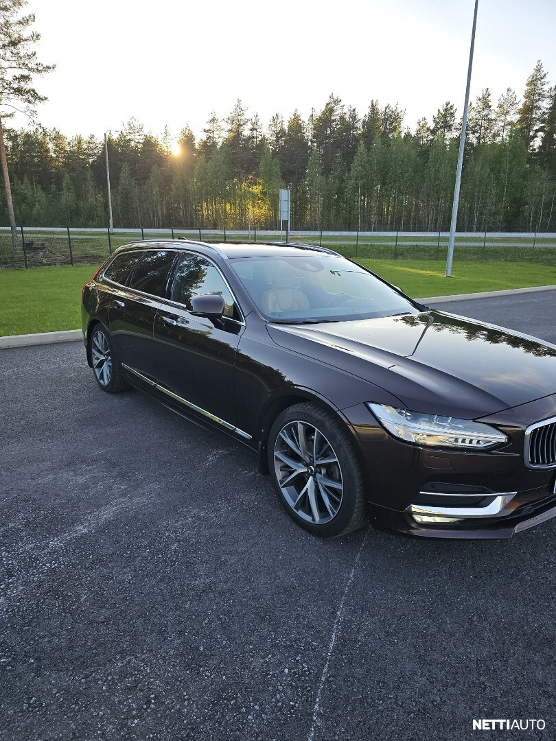 Volvo V90