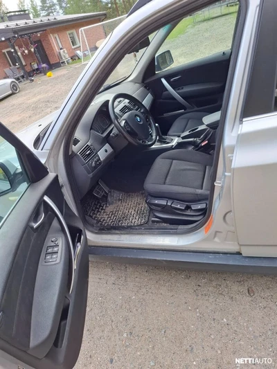 BMW X3 83 SAV 2008, kuva 7/10