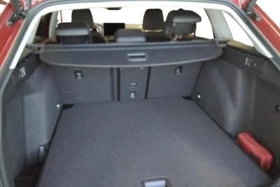 Volkswagen Golf 2025, photo 5/6