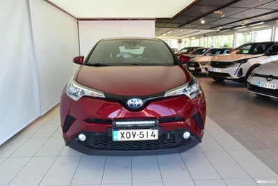Toyota C-HR 1,8 Hybrid Active 2018, photo 2/10