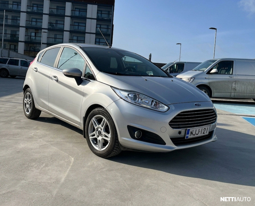 Ford Fiesta 2013, photo 1/7