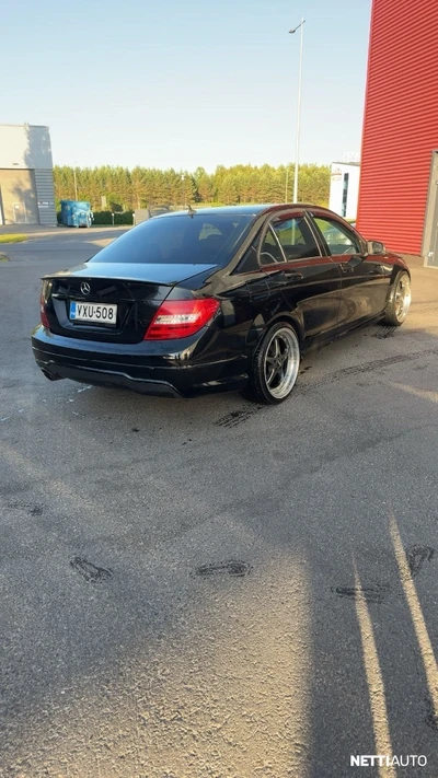 Mercedes-Benz C 2012, photo 1/9