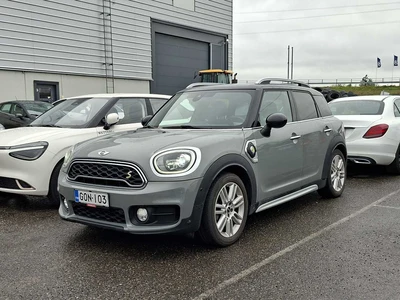 MINI Countryman Cooper S E ALL4 2017, kuva 1/9