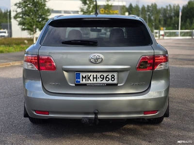 Toyota Avensis 2010, kuva 4/10