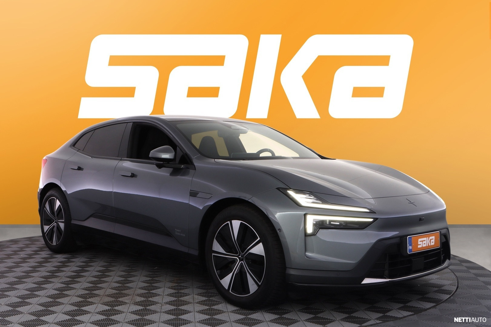 Polestar 4