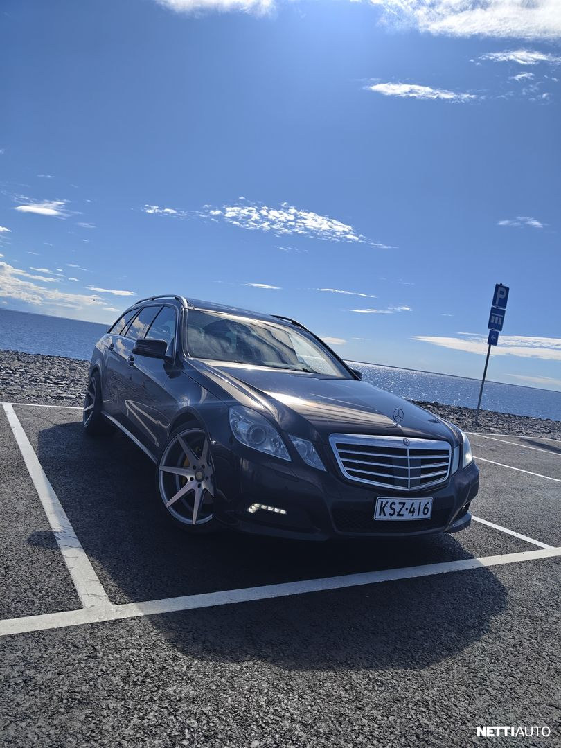 Mercedes-Benz E