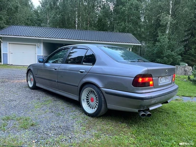 BMW 523 1996, kuva 3/8