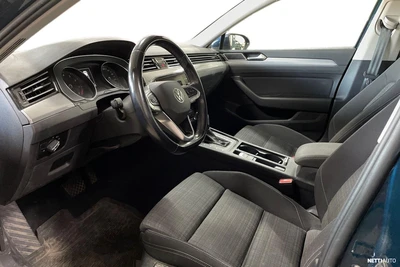 Volkswagen Passat 2021, kuva 3/3