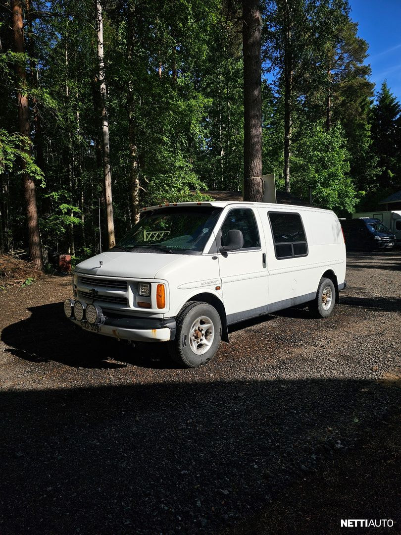Chevrolet Chevy Van