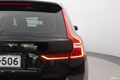 Volvo XC60 D4 AWD 140 kW Momentum Aut 2018, kuva 7/38