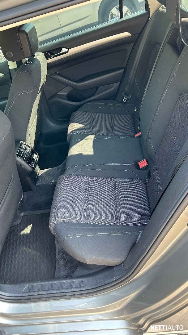 Volkswagen Passat 2017, kuva 6/8