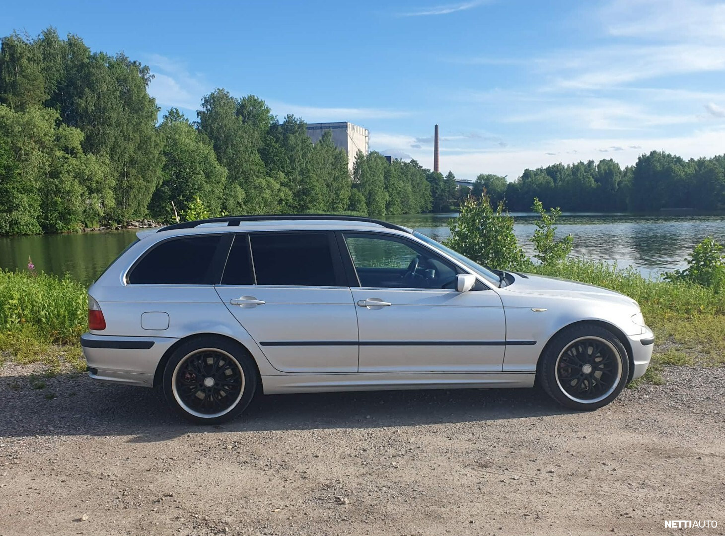 BMW 330